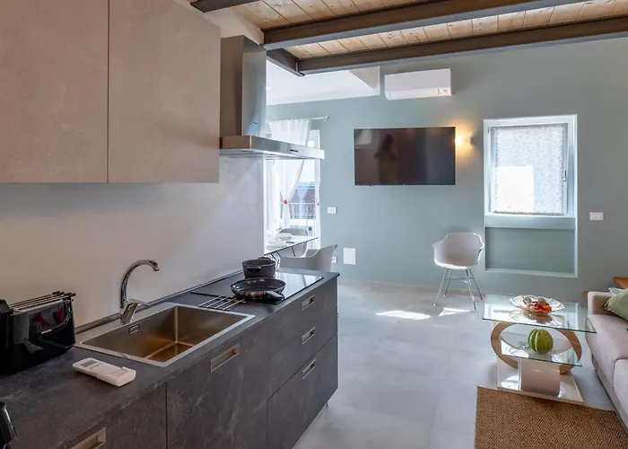 Casa Quadrifoglio - Borromeo 아파트 인트라