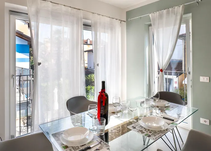 Casa Quadrifoglio - Borromeo * 인트라